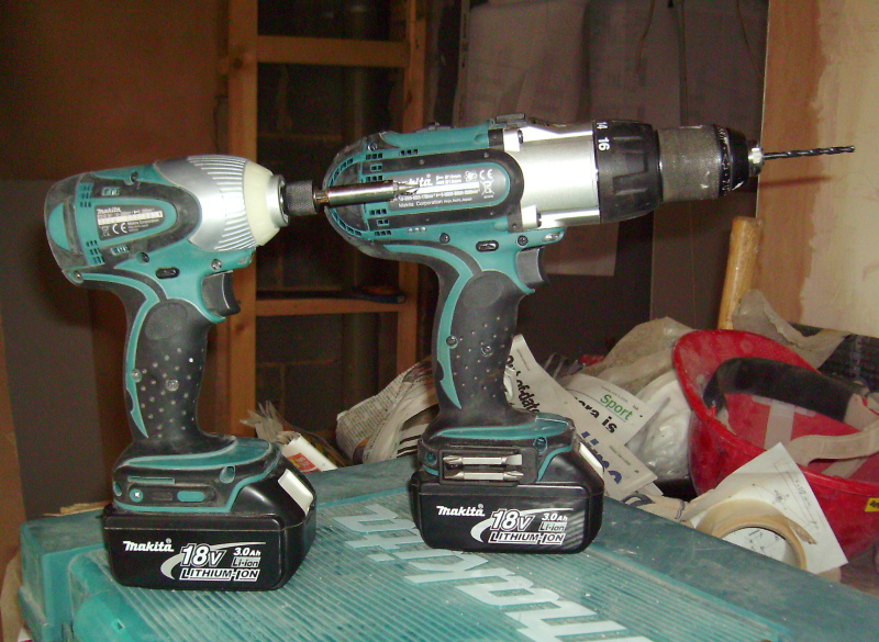 Makita 2