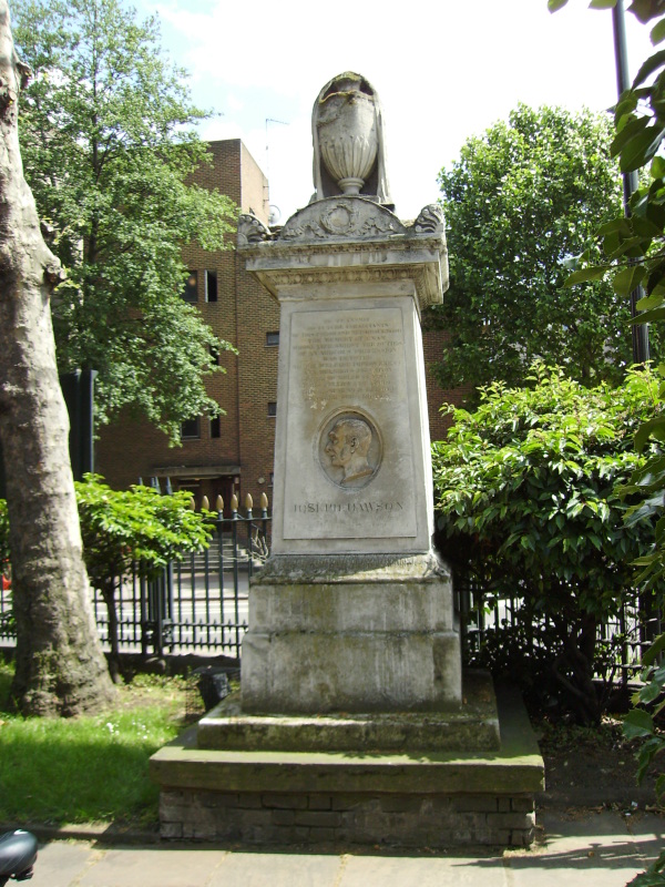 Pomník vedle Gladstone