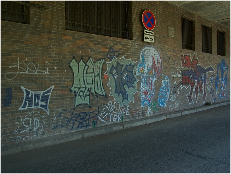 565_graffitti_pha_06.jpg