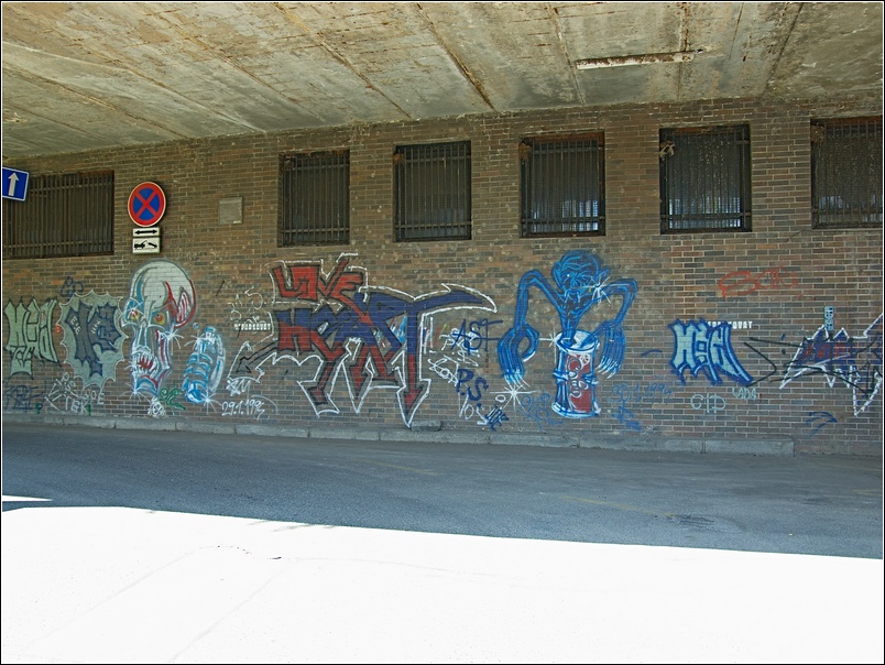 565_graffitti_pha_08.jpg