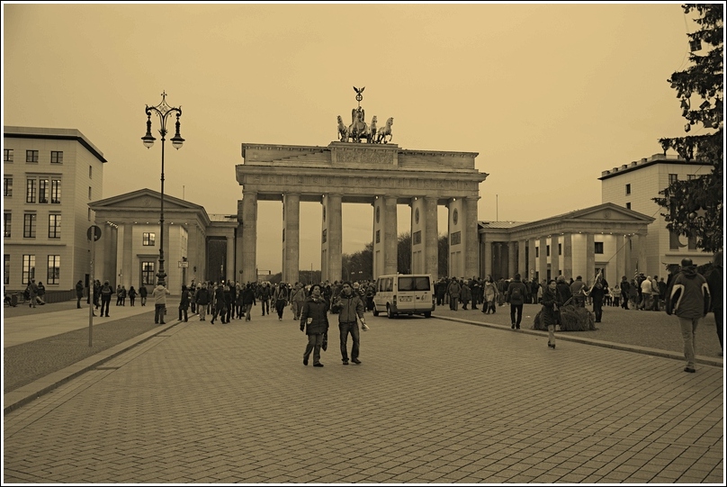 619_berlin_Brandenburger_Tor_02.jpg