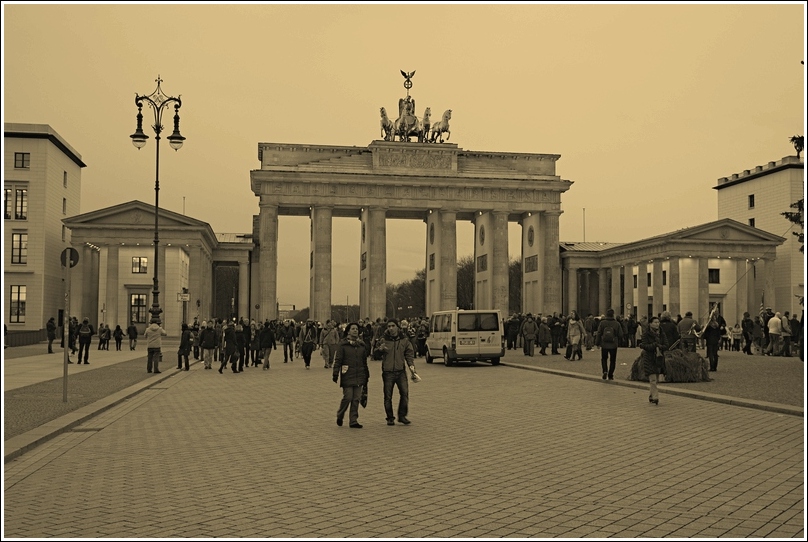 619_berlin_Brandenburger_Tor_03.jpg