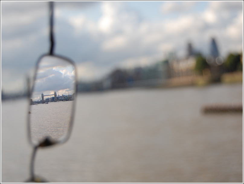 647_thames_r_glasses_03.jpg