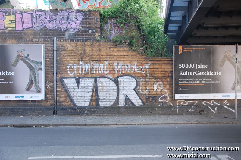 783_graffiti_berlin1_02.JPG