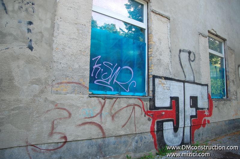 783_graffiti_berlin1_03.JPG